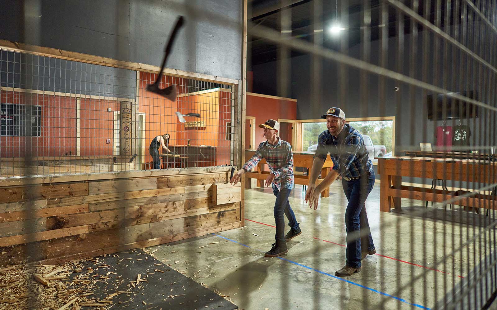 Learn how to throw axes in Hochatown, Oklahoma. 