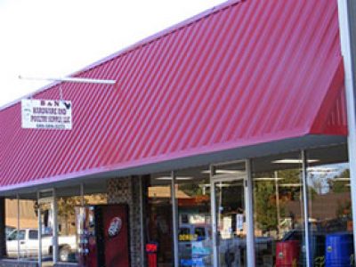 B&N Hardware and Poultry Supply in Broken Bow